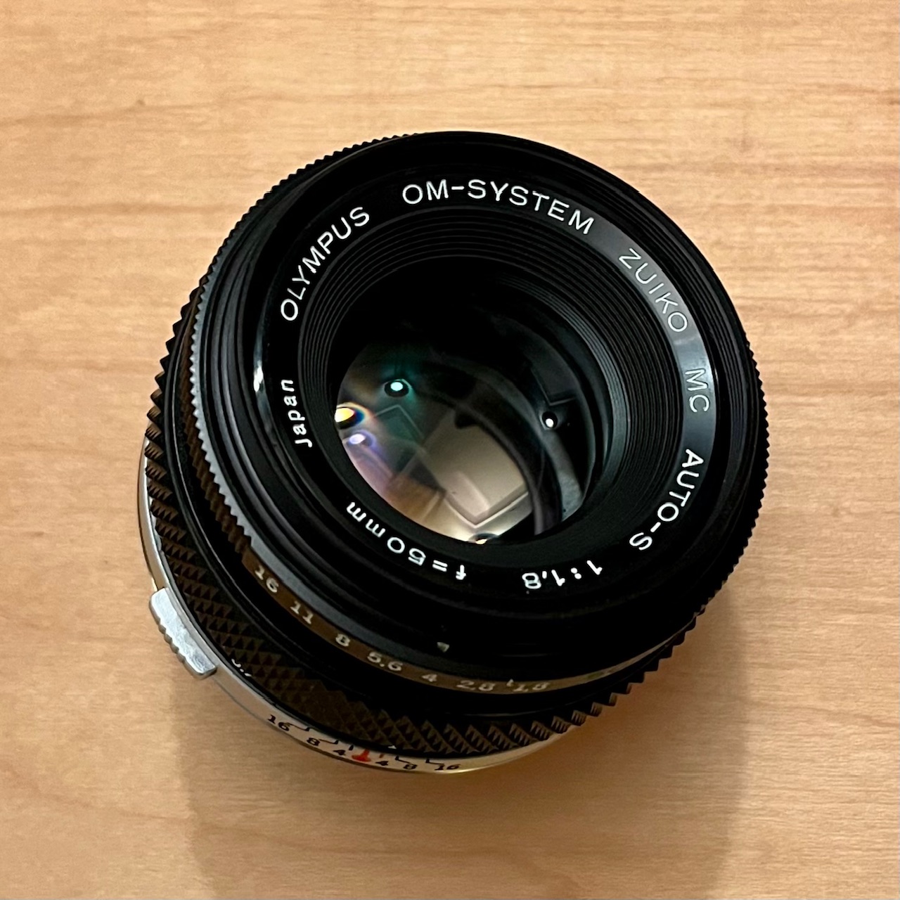 Olympus OM10 + Zuiko Auto-S 50mm / f1.8