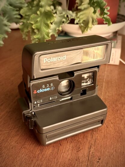 Polaroid 636 Close Up