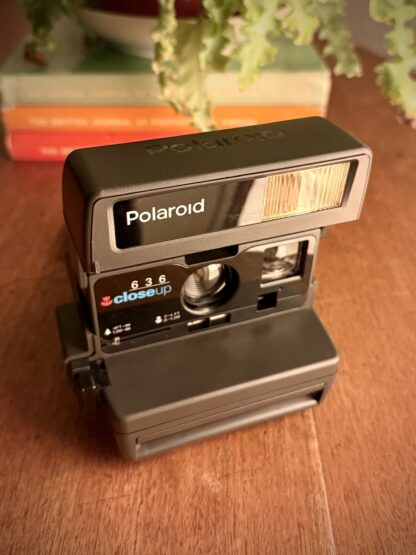 Polaroid 636 Close Up Instant Camera + Box and Manual