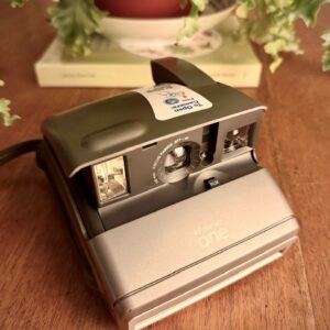 Polaroid ONE - Instant film camera