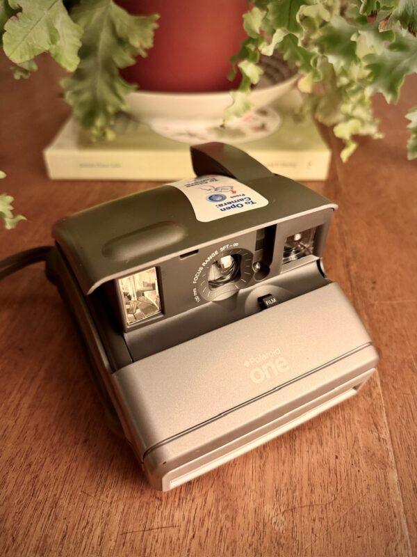 Polaroid ONE - Instant film camera