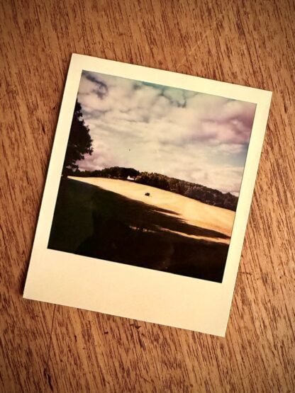 Polaroid ONE - Instant film camera - Image 3