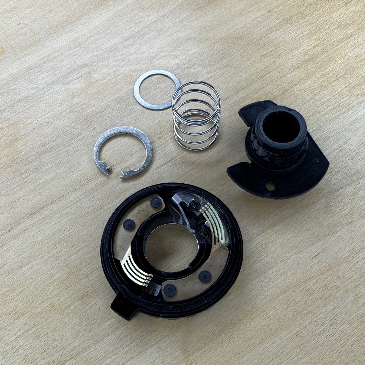 Olympus OM-10 Selector Dial and Hardware - Image 2