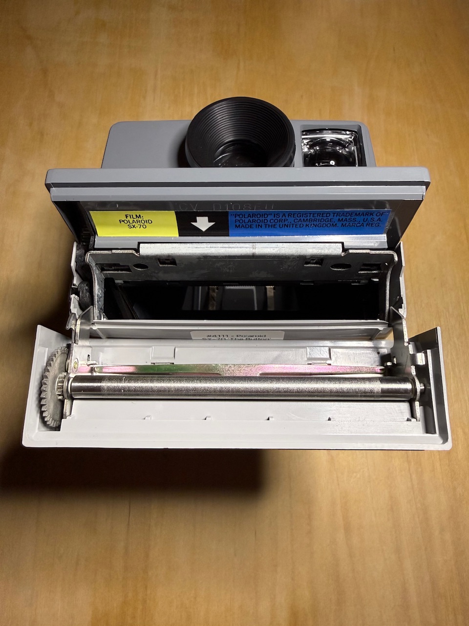Polaroid SX-70 ‘The Button’ Land Camera - Image 8