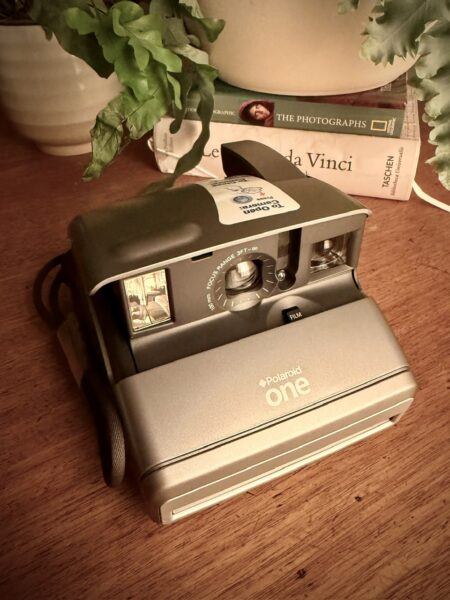 Polaroid ONE - Instant film camera